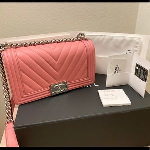 ( SOLD) Chanel boy bag pink